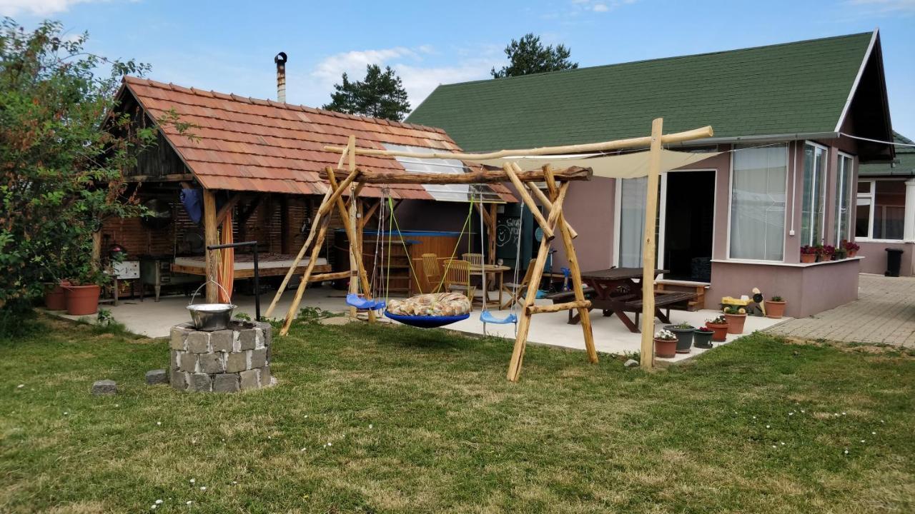 Novakporta Vendeghaz Lägenhet Lakhegy Exteriör bild